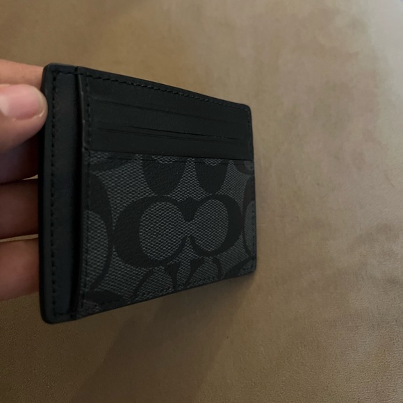 Coach new card holder - Picture 3 of 4
